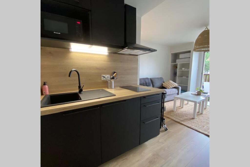 Coeur De Cabourg- Joli Studio Avec Terrasse - Apartment Exterior photo